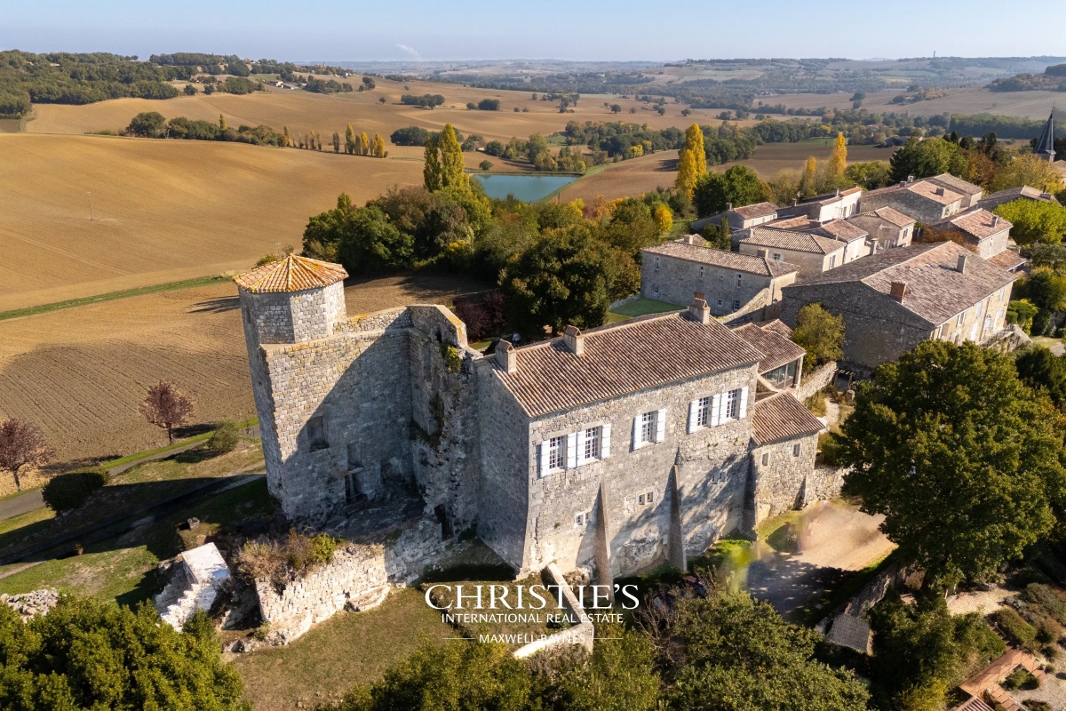 Maison de luxe à vendre à Larroque-Engalin, 1 250 000 €, Photo 1