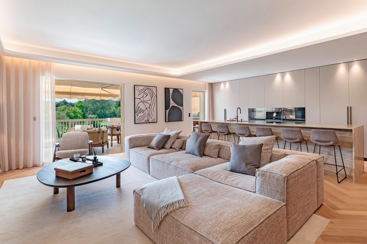 Appartement de luxe à vendre à Mandelieu-la-Napoule, 1 280 000 €, Photo 2