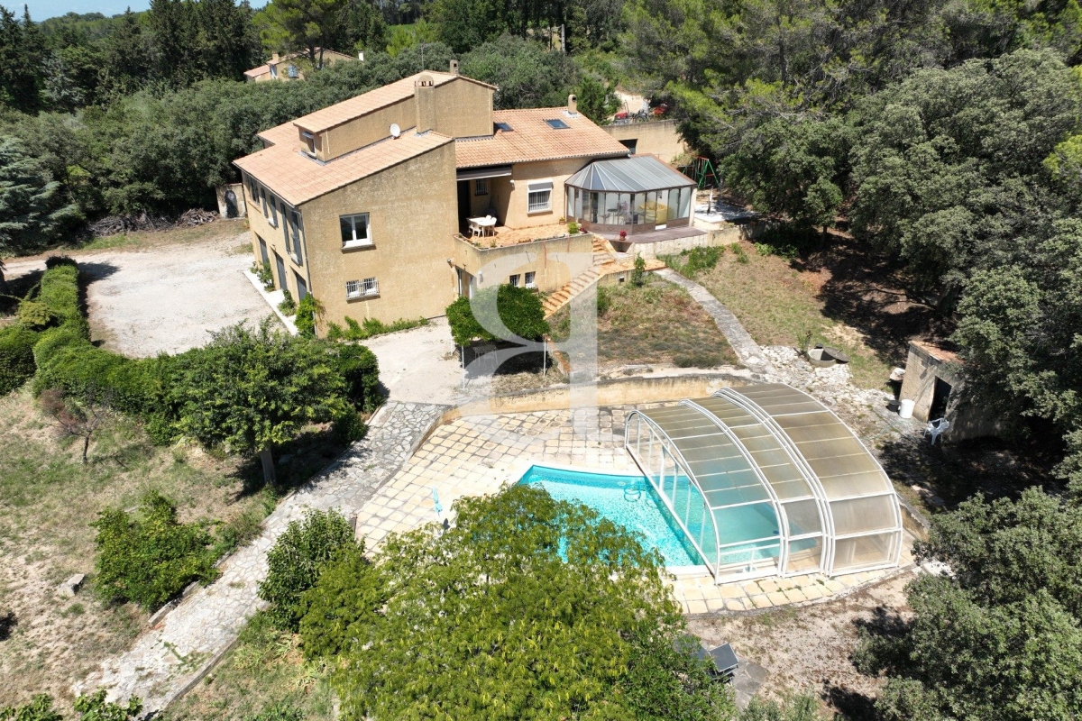 Maison de luxe à vendre à Châteauneuf-de-Gadagne, 619 000 €, Photo 2