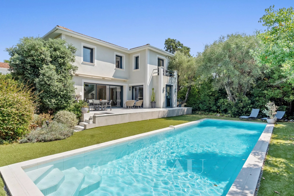 Maison de luxe à vendre à Juan-les-Pins, 2 660 000 €, Photo 2