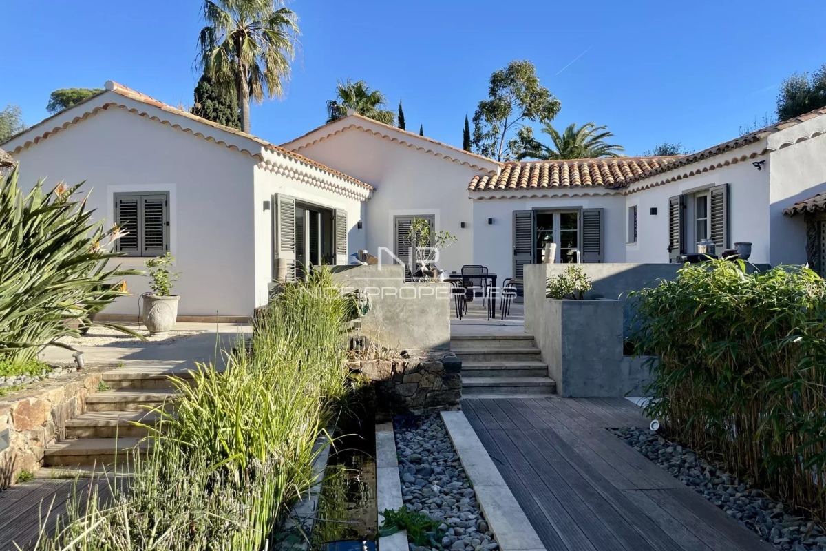 Maison de luxe à vendre à Sainte-Maxime, 1 860 000 €, Photo 3