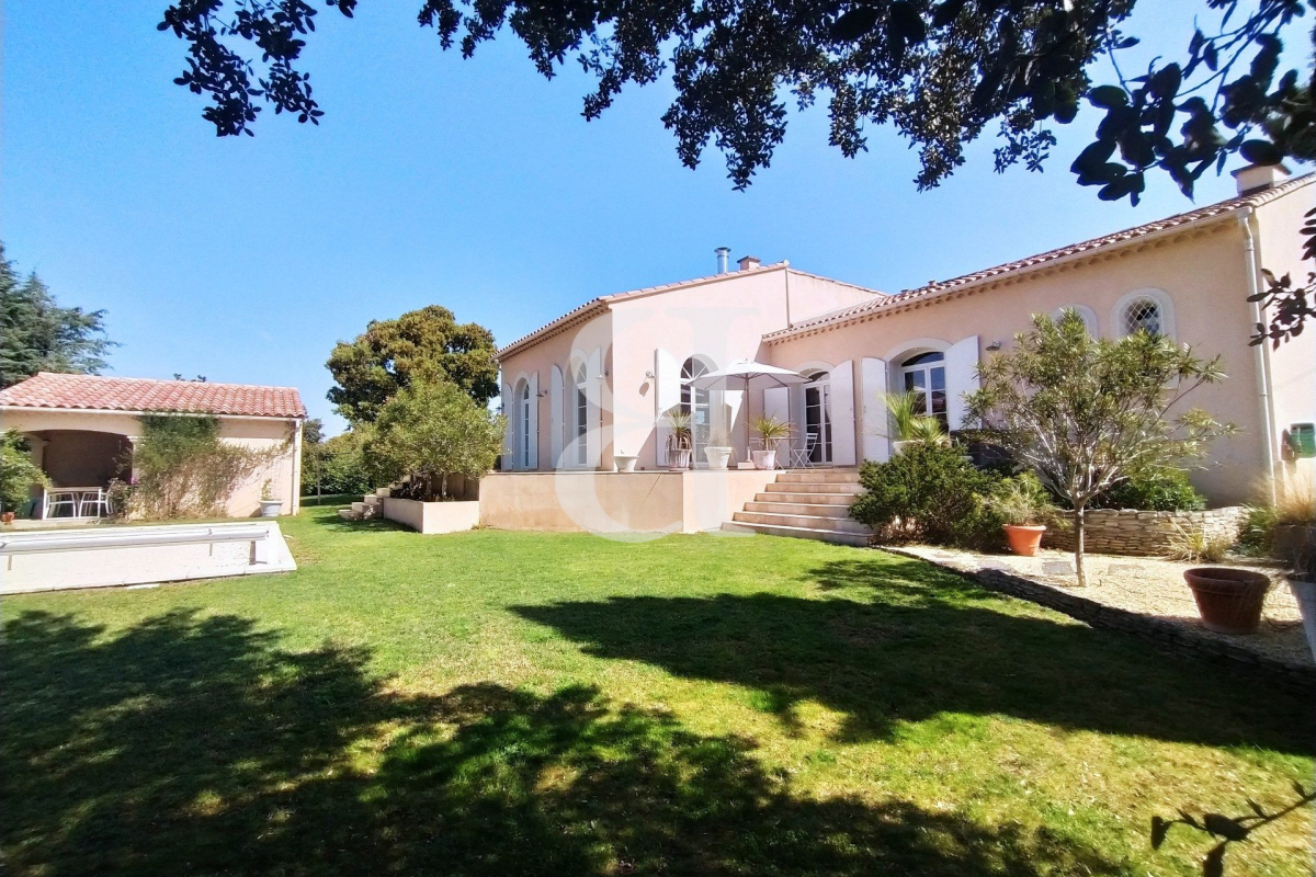 Maison de luxe à vendre à L Isle-sur-La-Sorgue, 920 000 €, Photo 3