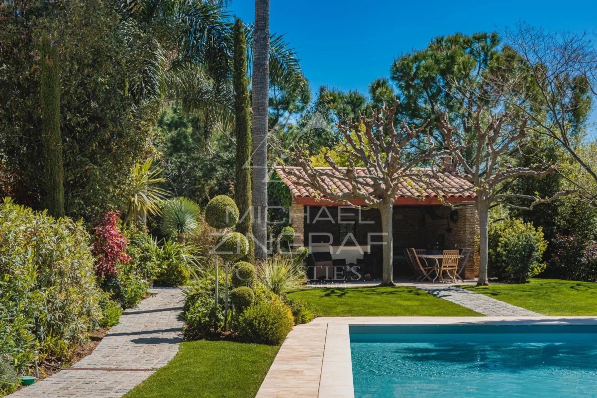 Luxury House for sale in Le Castellet, 9 975 000 €, Photo 3