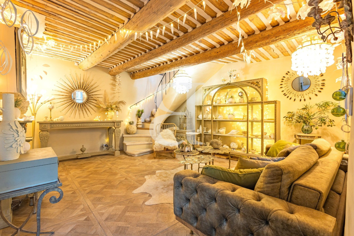 Luxury House for sale in L Isle-sur-La-Sorgue, 784 000 €, Photo 4