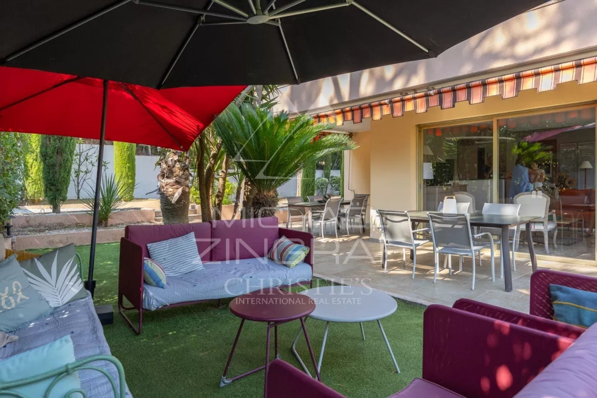 Maison de luxe à vendre à Mandelieu-la-Napoule, 990 000 €, Photo 4