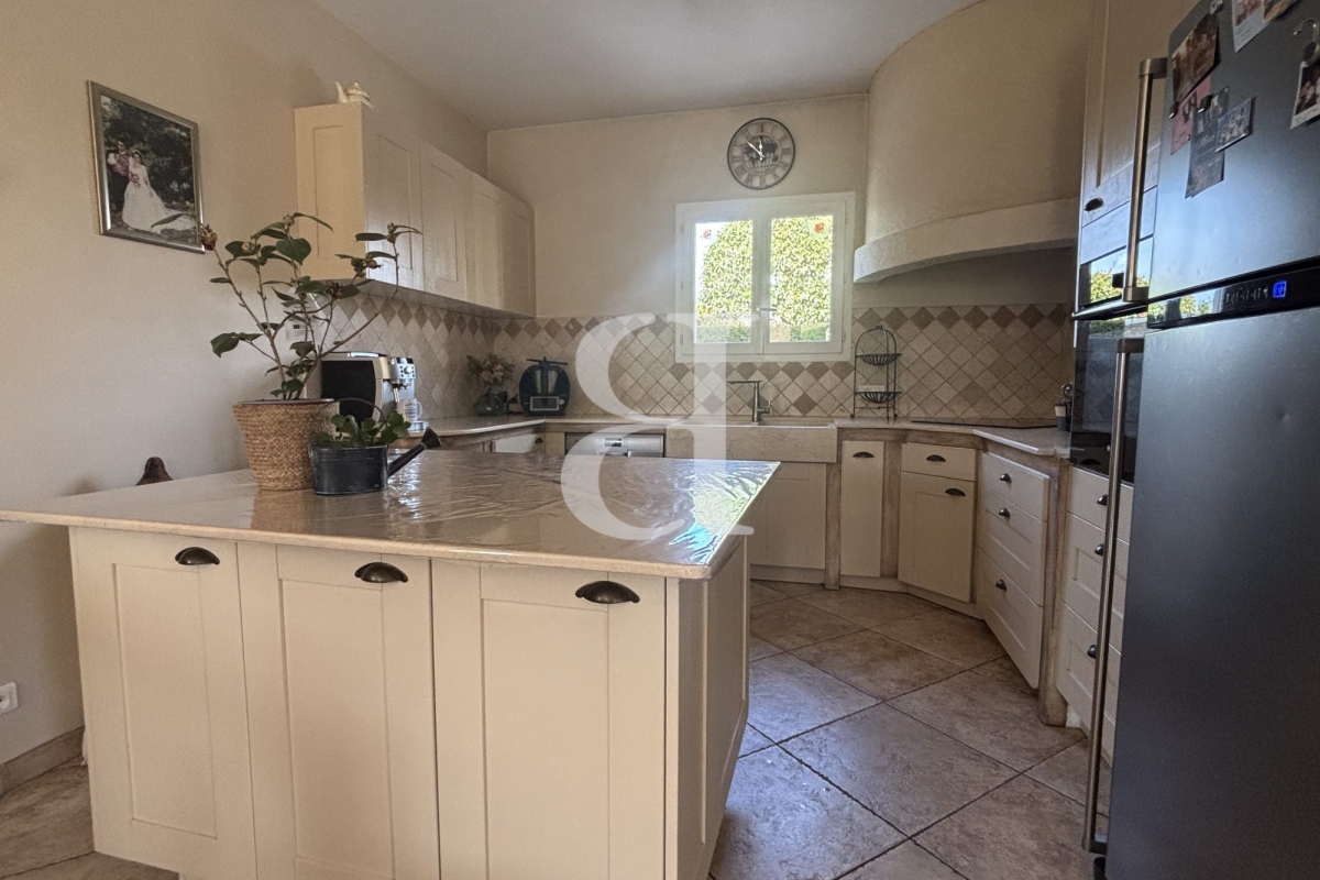 Maison de luxe à vendre à L Isle-sur-La-Sorgue, 649 000 €, Photo 5