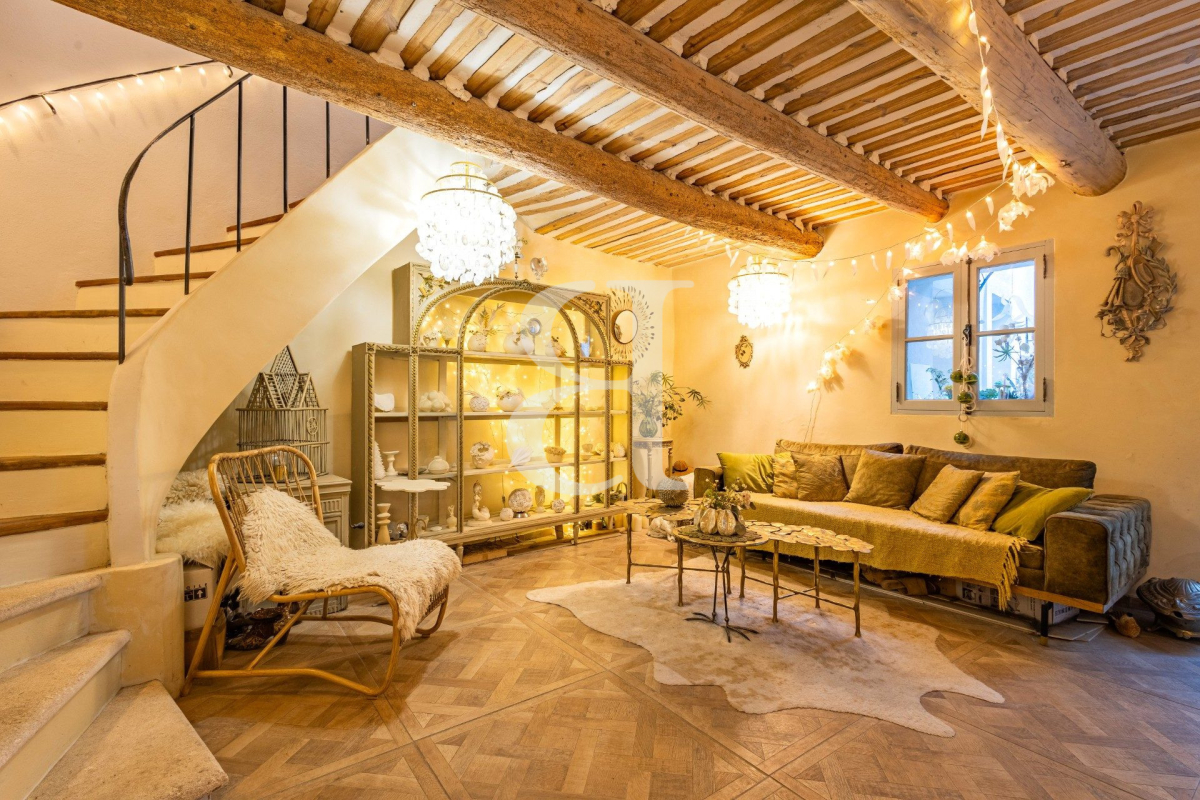 Luxury House for sale in L Isle-sur-La-Sorgue, 784 000 €, Photo 6