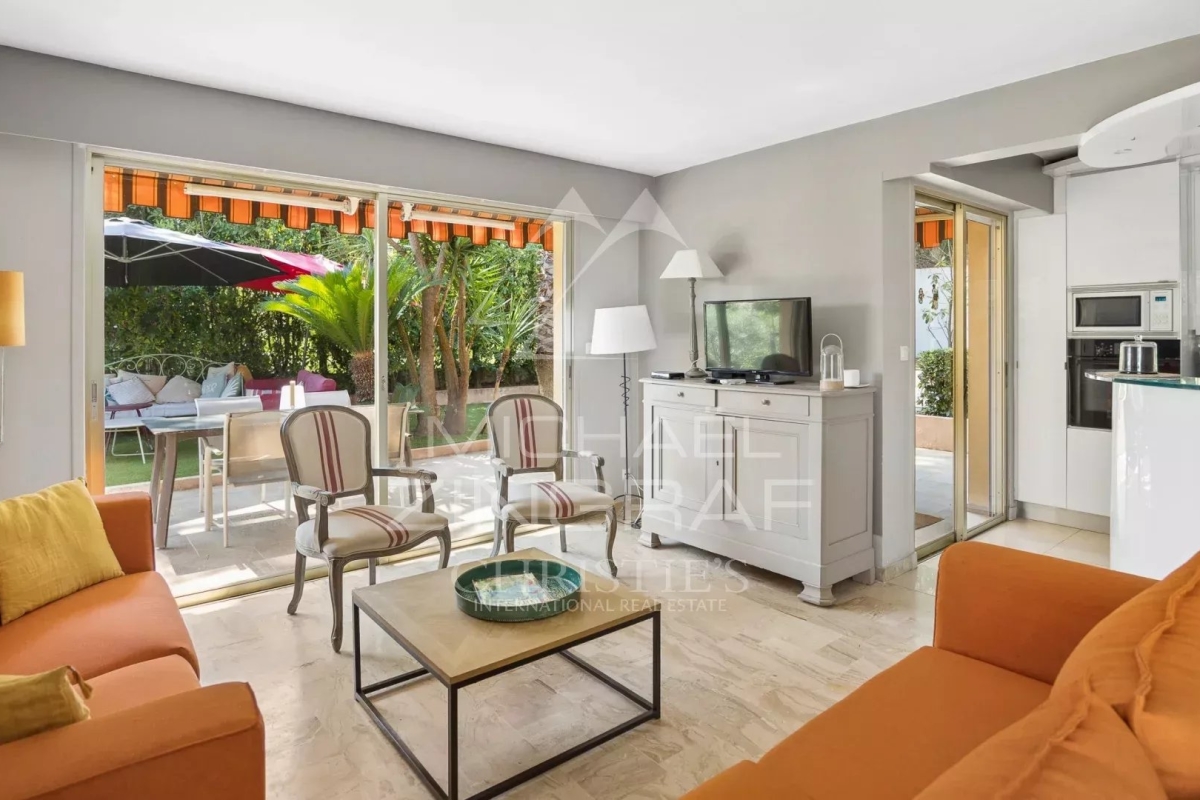 Maison de luxe à vendre à Mandelieu-la-Napoule, 990 000 €, Photo 6