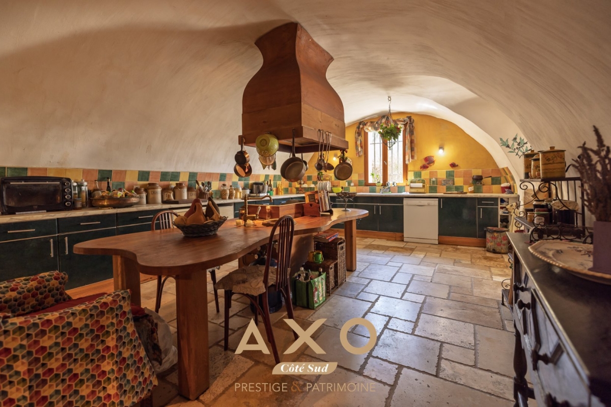 Maison de luxe à vendre à Allemagne-en-Provence, 995 000 €, Photo 7