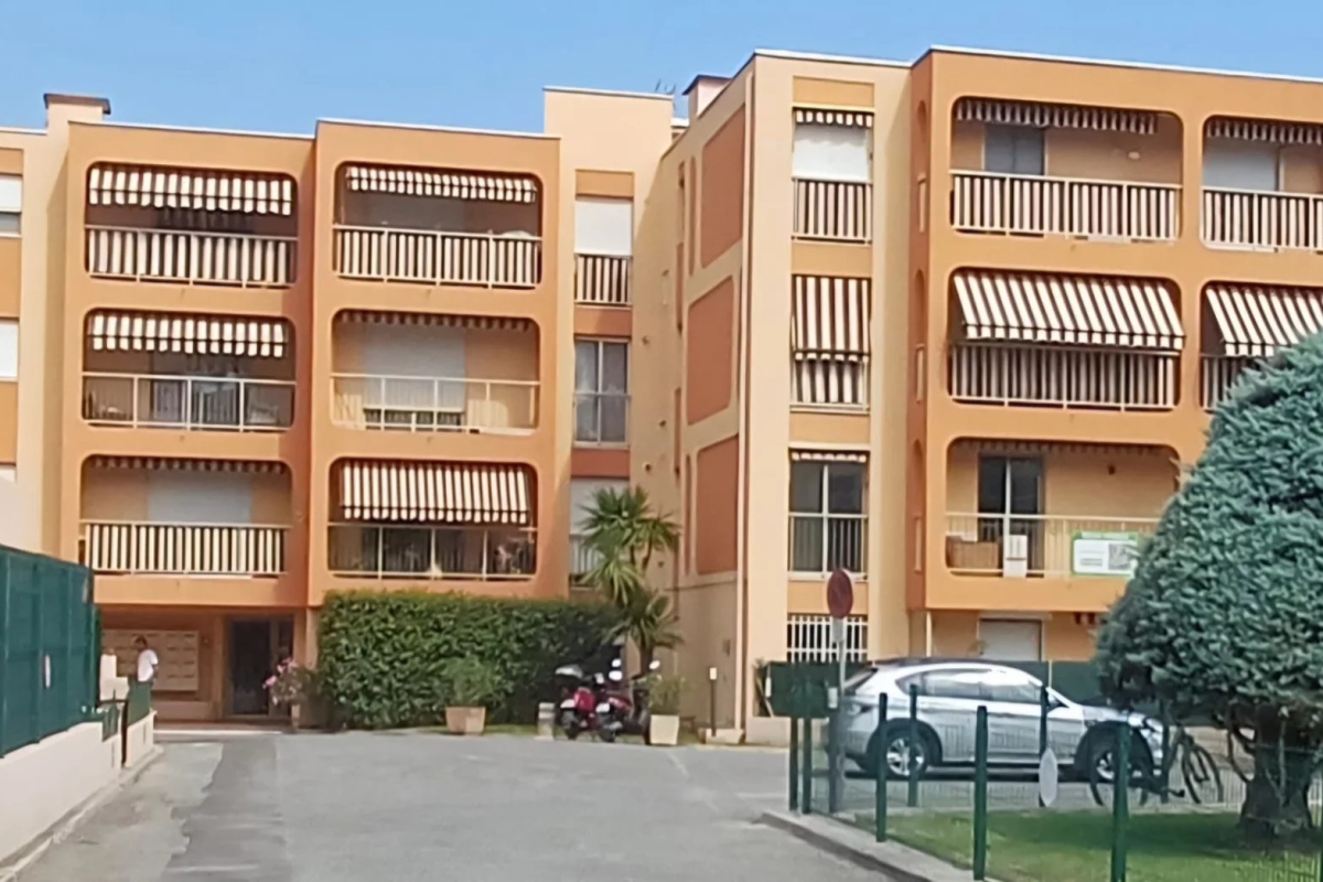 Appartement de luxe à vendre à Cagnes-sur-Mer, 325 000 €, Photo 1