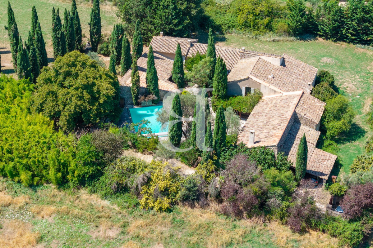 Maison de luxe à vendre à Maubec, 1 750 000 €, Photo 1