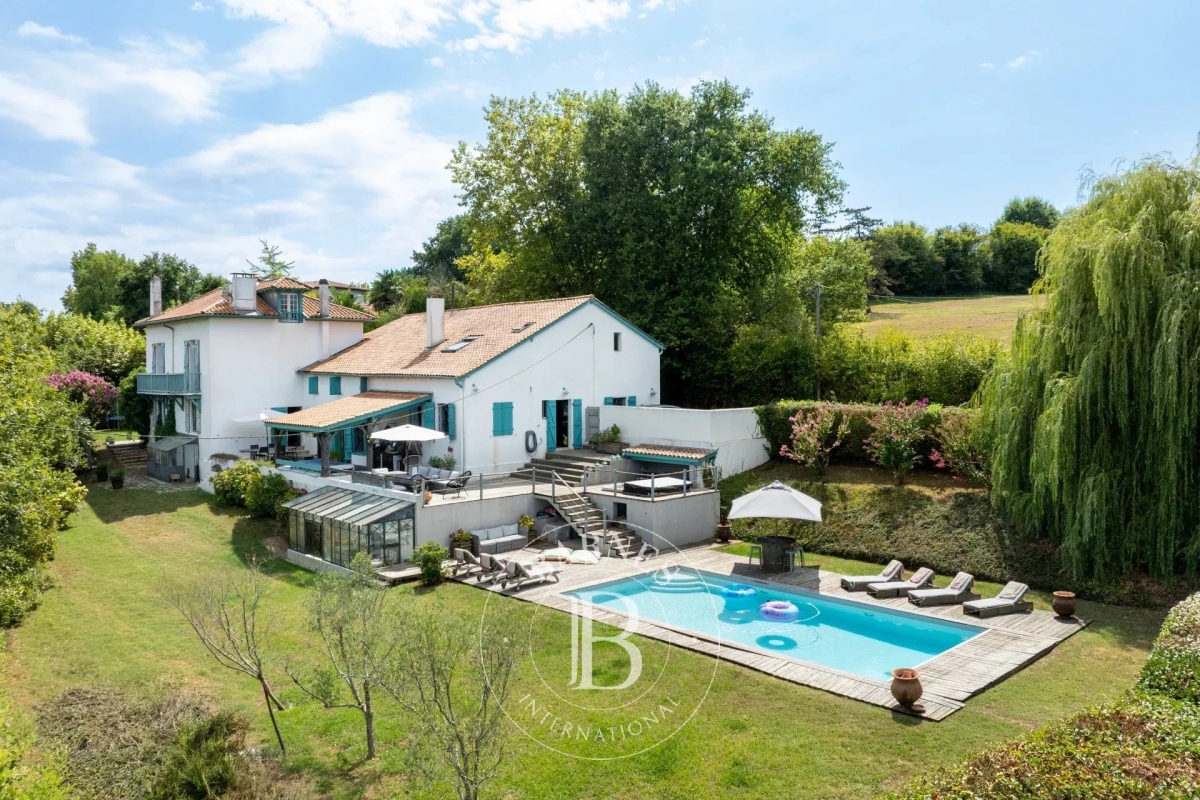Maison de luxe à vendre à Arbonne, 1 500 000 €, Photo 2