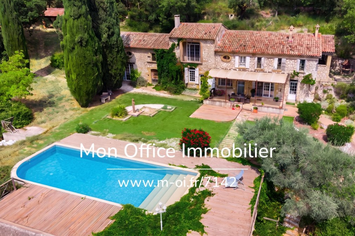 Maison de luxe à vendre à Cadenet, 1 350 000 €, Photo 3