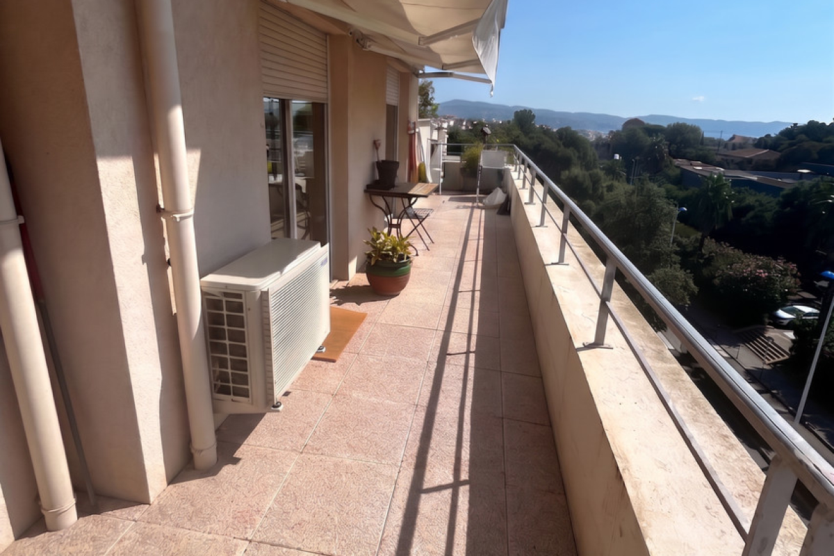 Appartement de luxe à vendre à Cavalaire-sur-Mer, 699 000 €, Photo 4