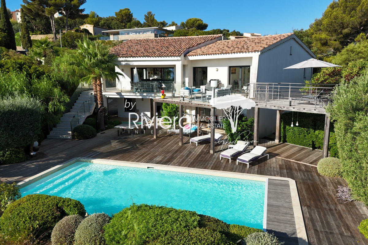 Maison de luxe à vendre à Cavalaire-sur-Mer, 2 200 000 €, Photo 6