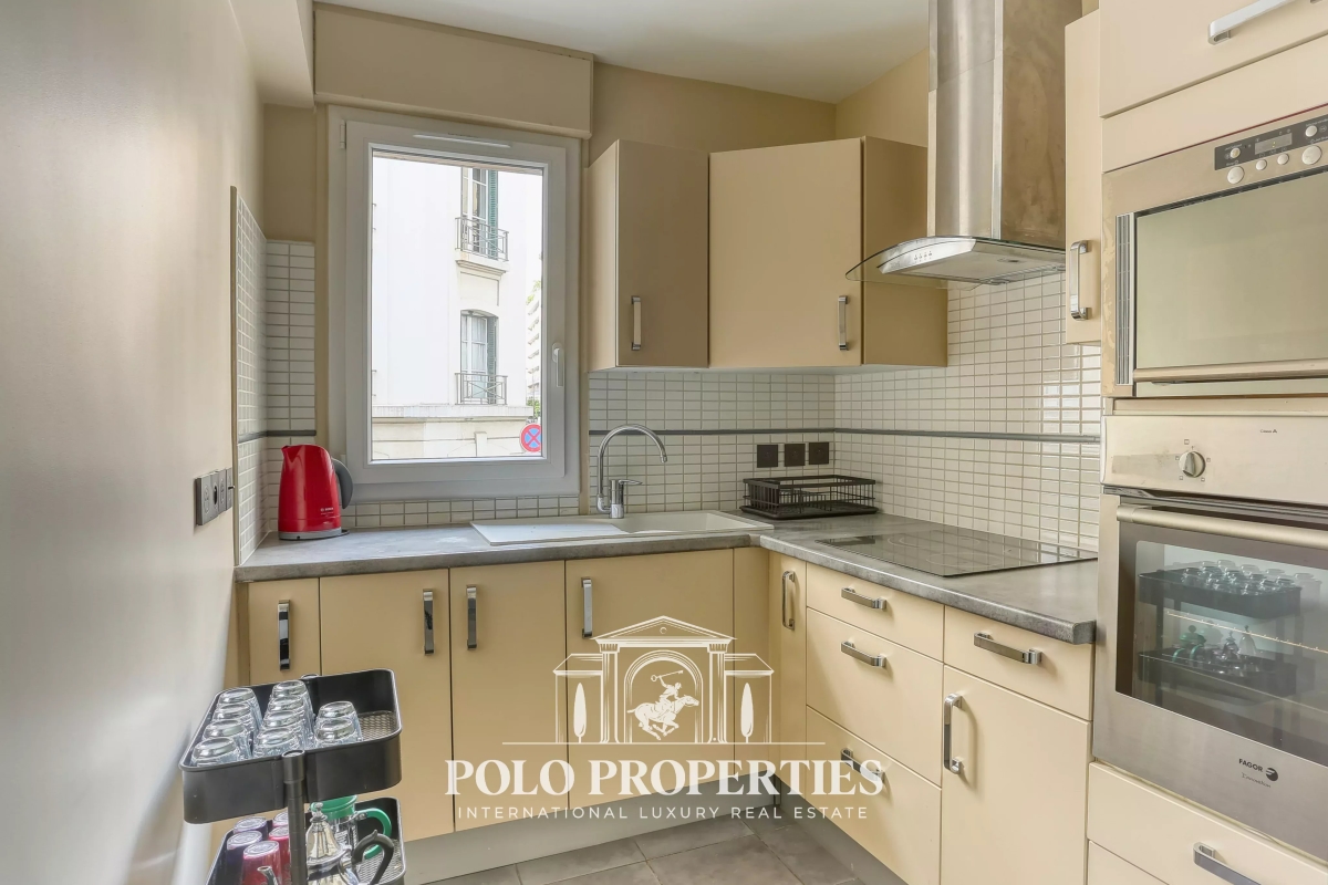 Luxury Apartment for rental in Paris 16ème, 3 500 €, Photo 6