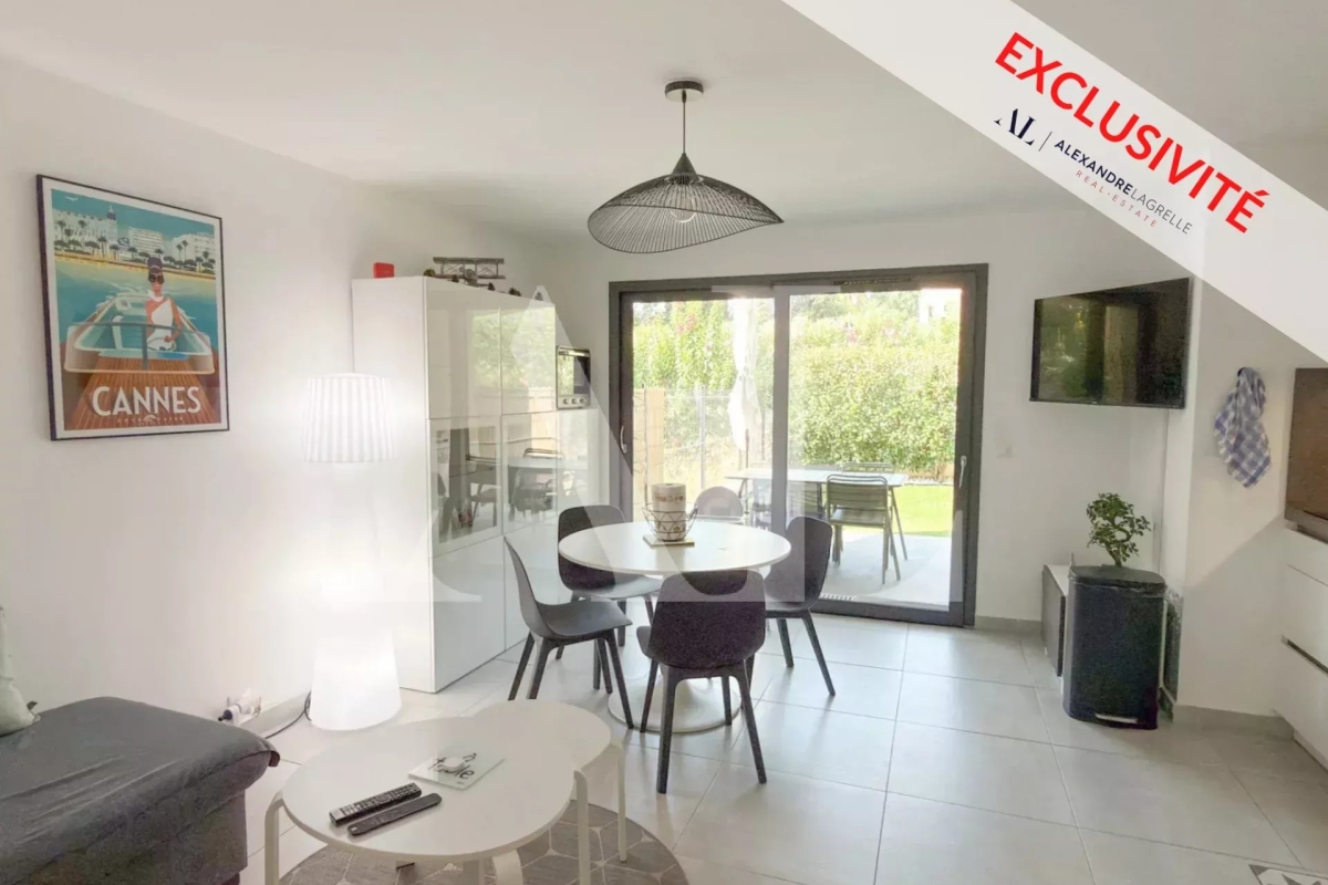 Appartement de luxe à vendre à Le Golfe Juan, 349 000 €, Photo 1