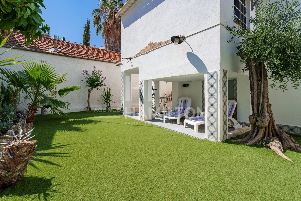 Maison de luxe à vendre à Le Golfe Juan, 675 000 €, Photo 2