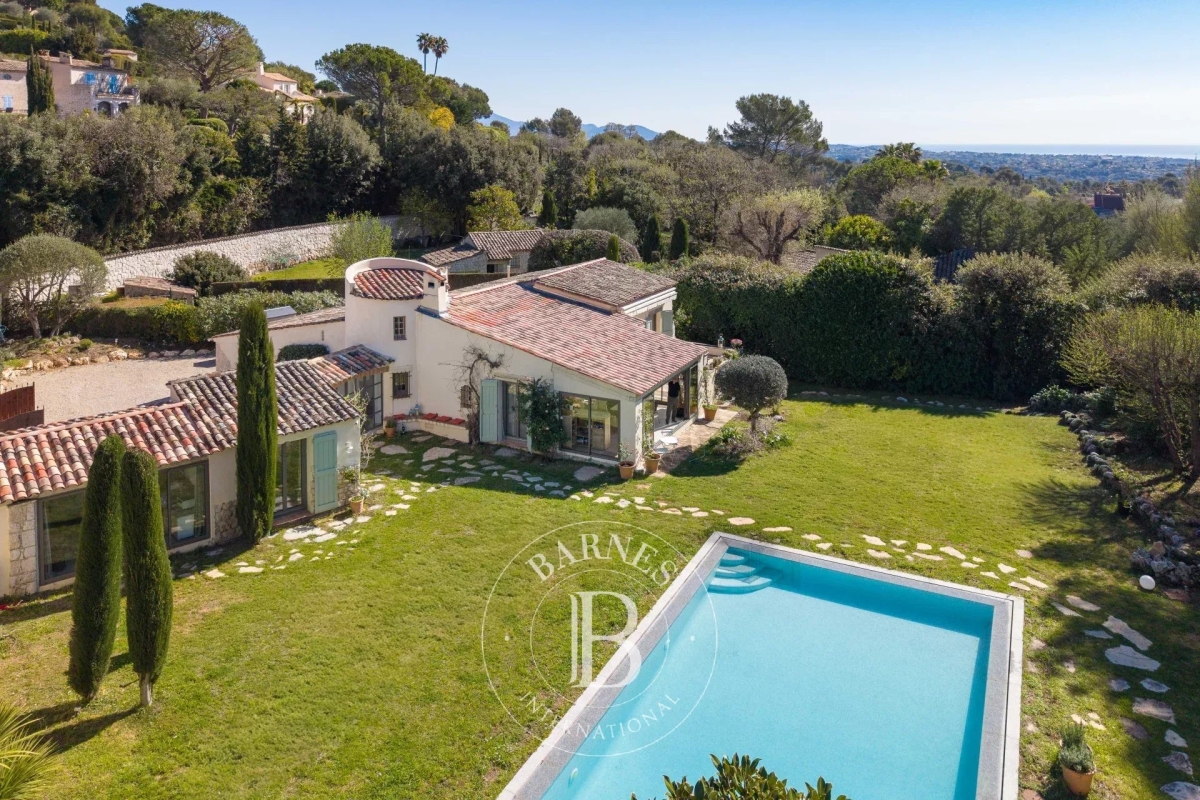 Maison de luxe à vendre à La Colle-sur-Loup, 2 500 000 €, Photo 2