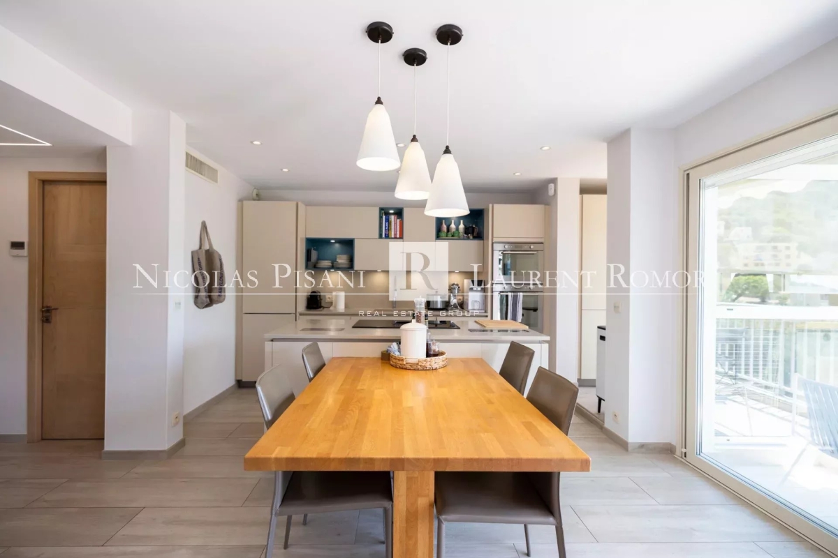 Luxury Apartment for sale in Villefranche-sur-Mer, 1 390 000 €, Photo 4