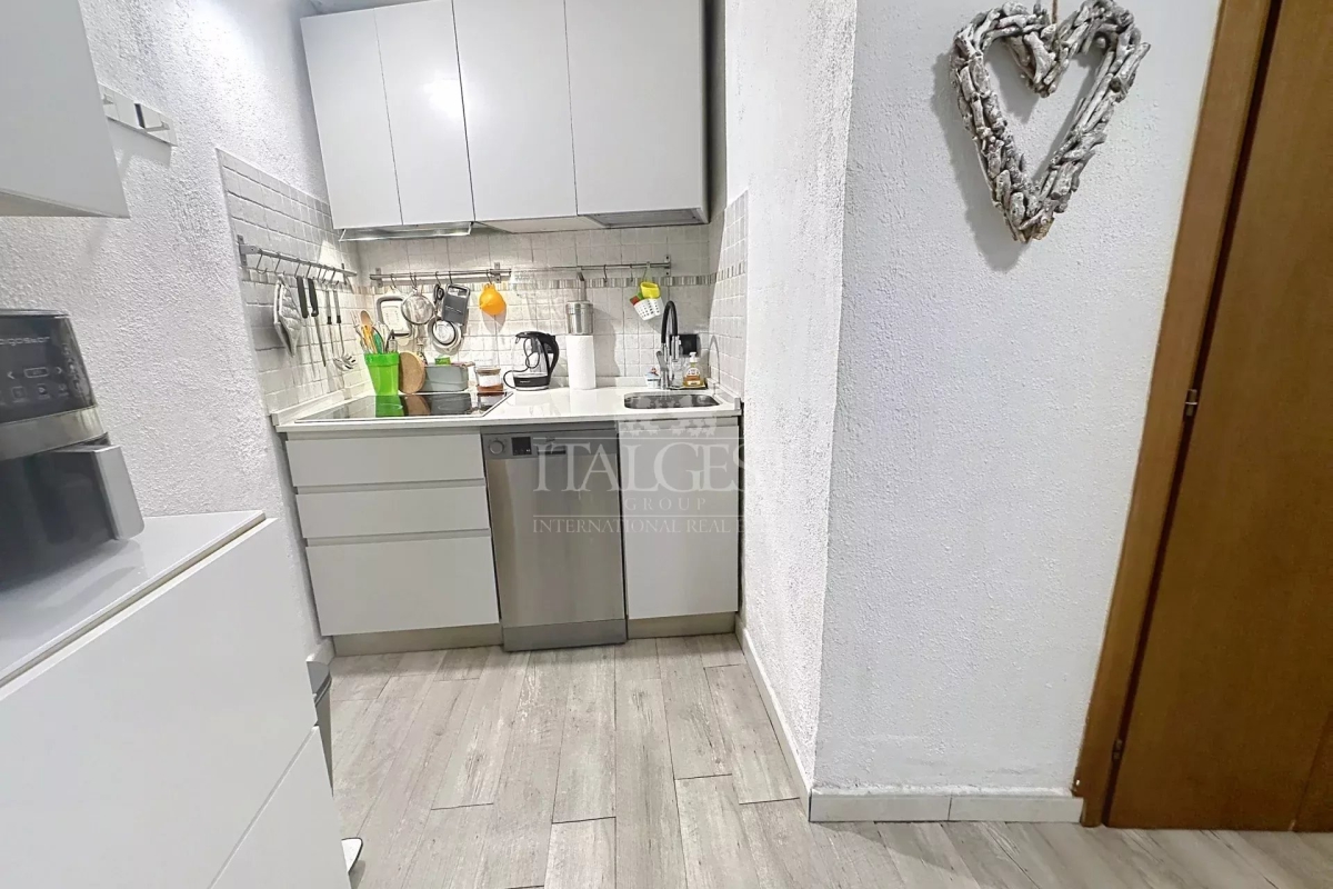 Appartement de luxe à vendre à Menton, 245 000 €, Photo 4