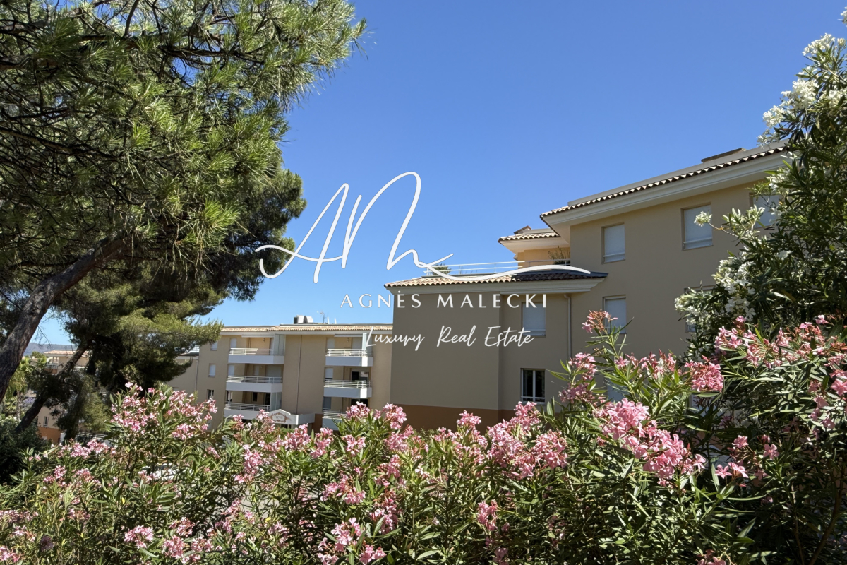 Appartement de luxe à vendre à Cavalaire-sur-Mer, 555 000 €, Photo 5