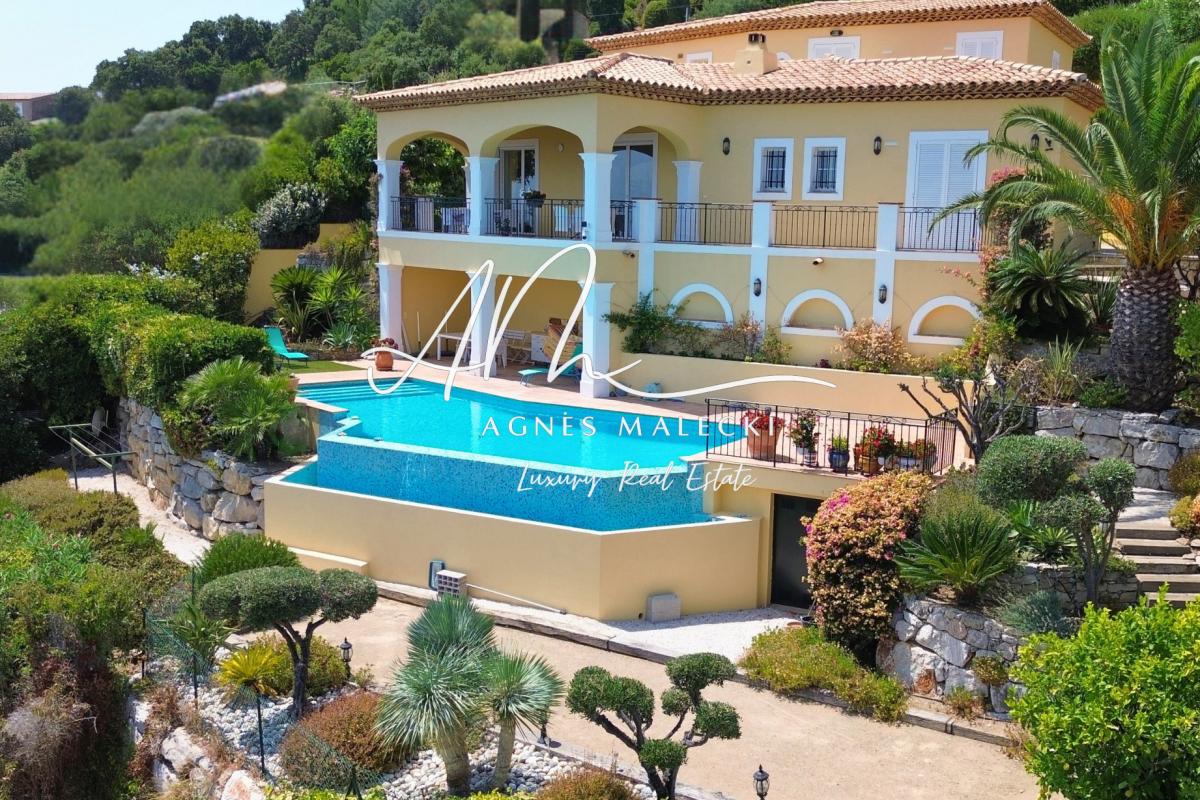Maison de luxe à vendre à Cavalaire-sur-Mer, 1 995 000 €, Photo 7