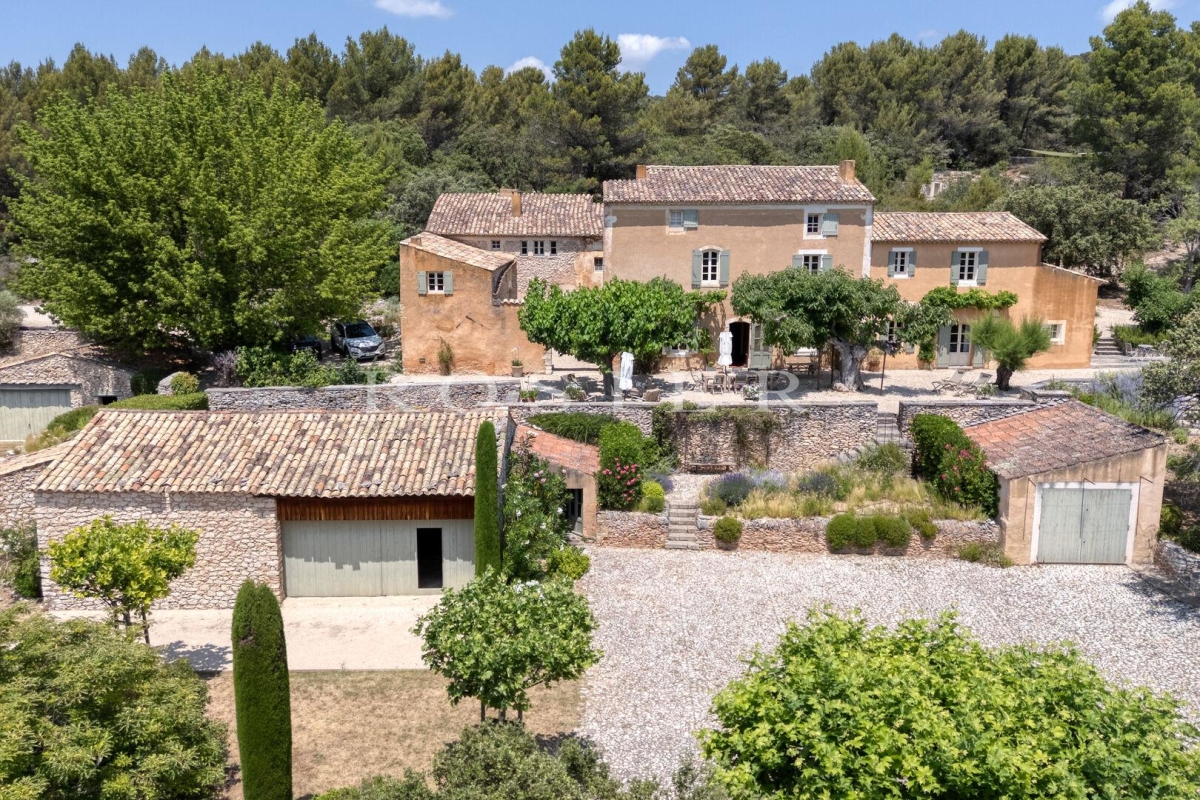 Maison de luxe à vendre à Saint Saturnin les Apt, 4 950 000 €, Photo 1