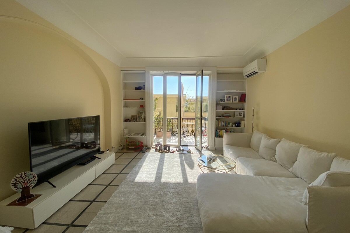 Luxury Apartment for rental in Monaco, 7 600 €, Photo 2