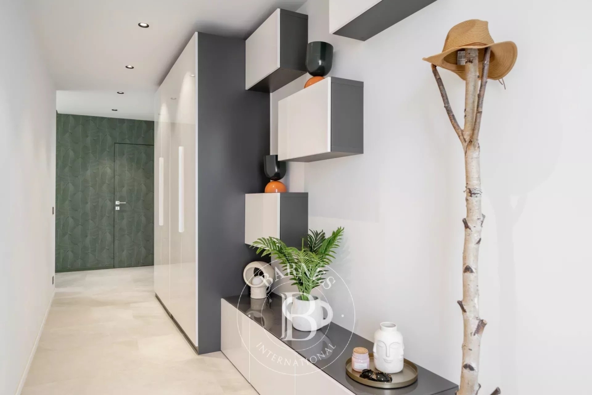 Appartement de luxe à vendre à Mandelieu-la-Napoule, 895 000 €, Photo 2