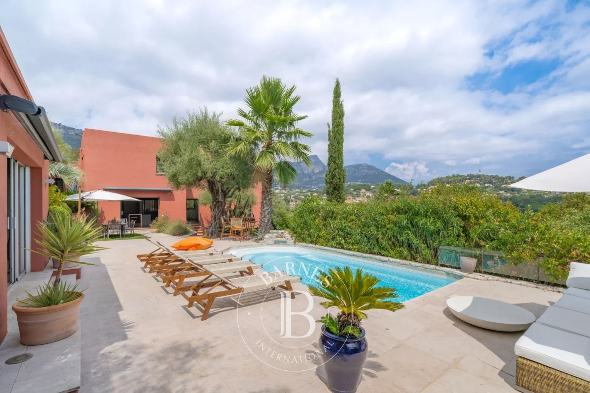 Maison de luxe à vendre à Vence, 1 720 000 €, Photo 2