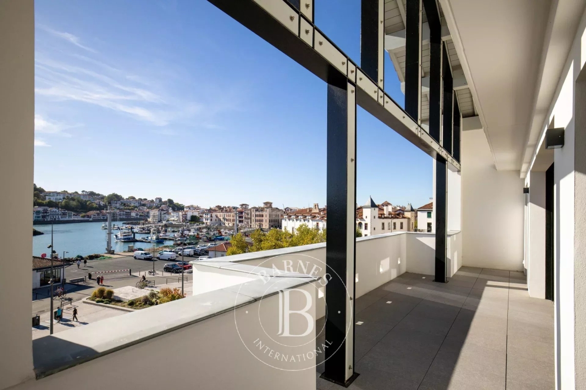Luxury Apartment for sale in Saint-Jean-de-Luz, 7 630 000 €, Photo 4