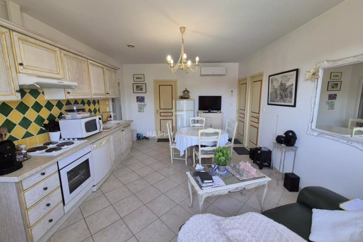 Appartement de luxe à vendre à Saint-Rémy-de-Provence, 310 000 €, Photo 4