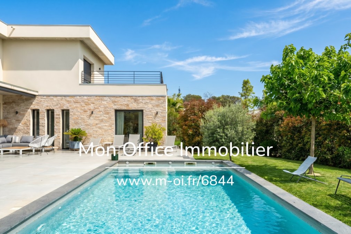 Maison de luxe à vendre à Aix-en-Provence, 1 745 000 €, Photo 1
