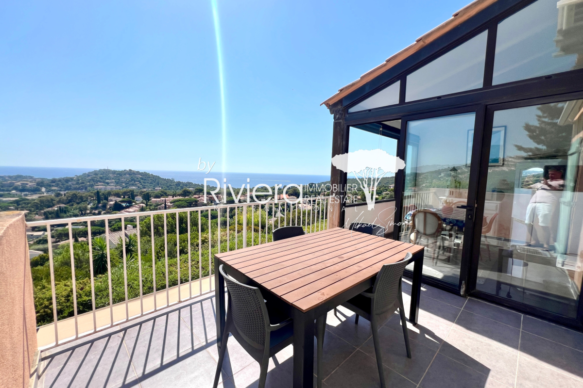 Appartement de luxe à vendre à Cavalaire-sur-Mer, 439 000 €, Photo 2