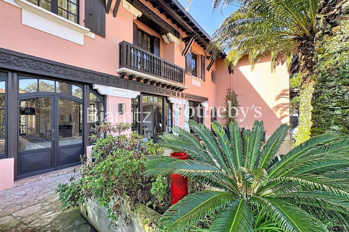Luxury House for sale in Anglet, 3 150 000 €, Photo 2
