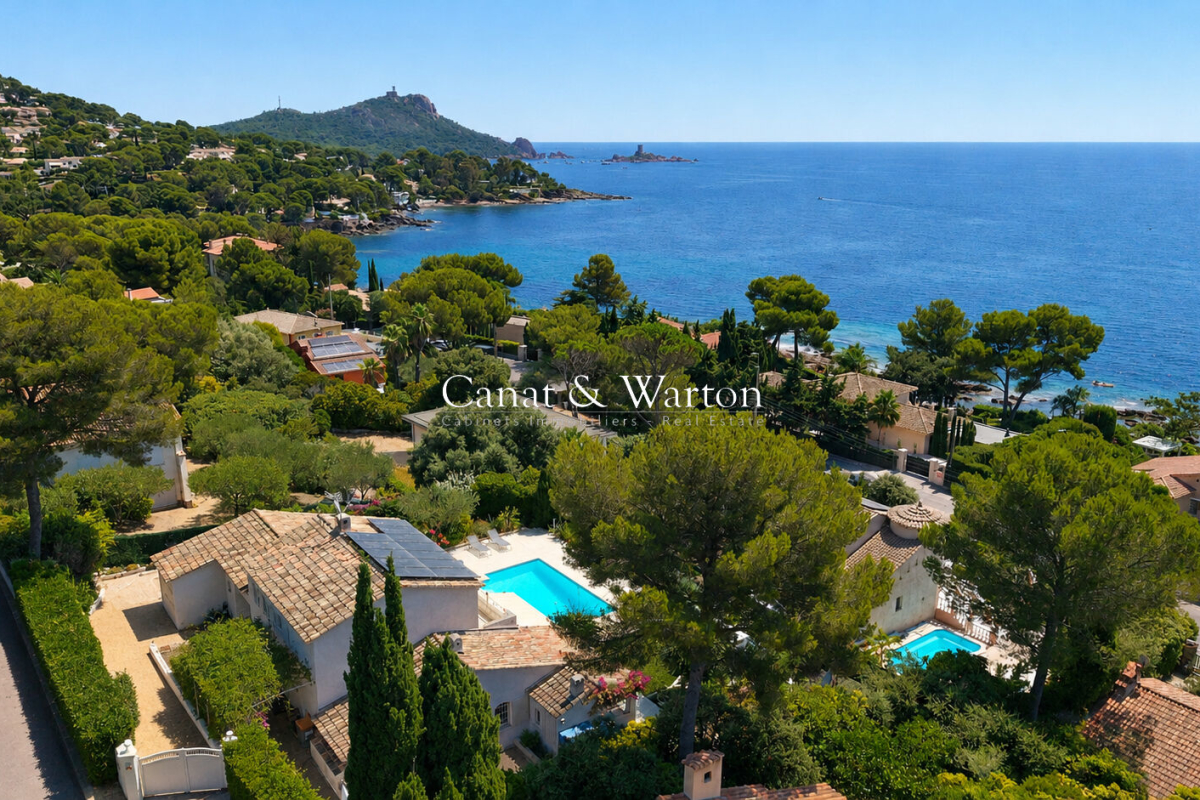 Maison de luxe à vendre à Saint-Raphaël, 1 370 000 €, Photo 2