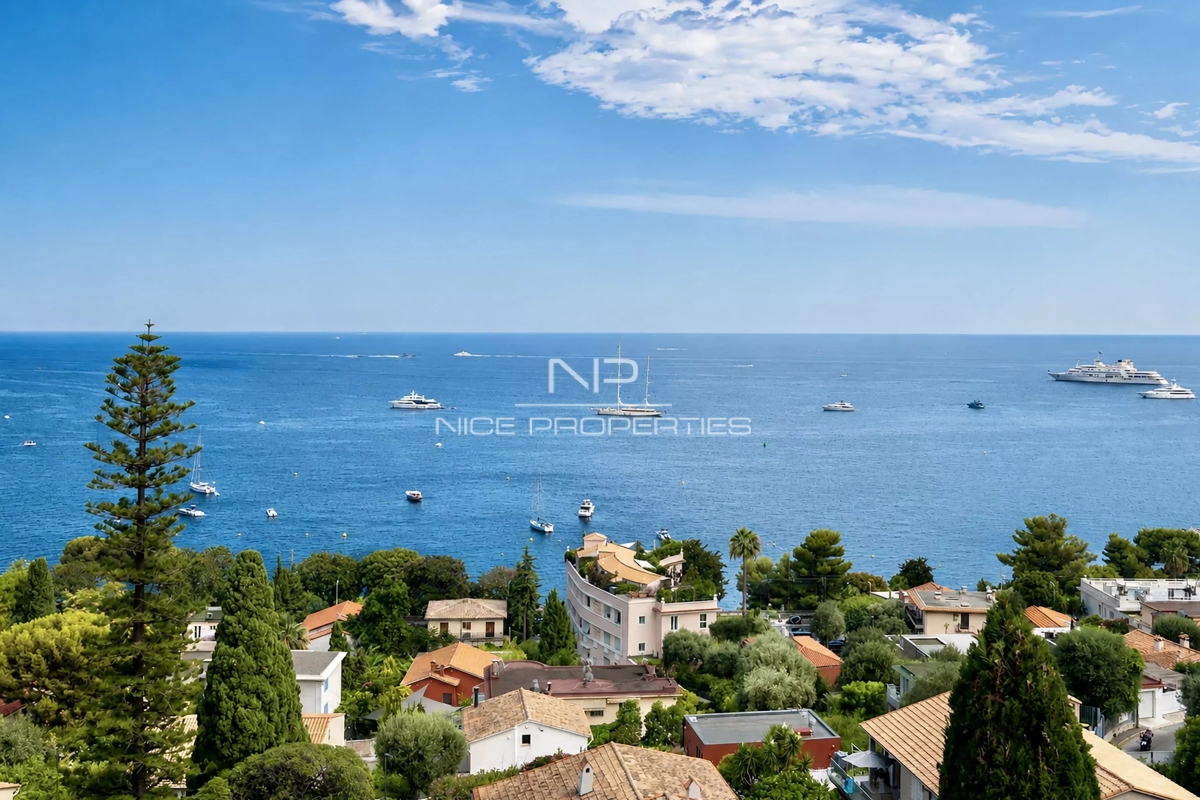 Luxury House for sale in Èze, 2 800 000 €, Photo 2