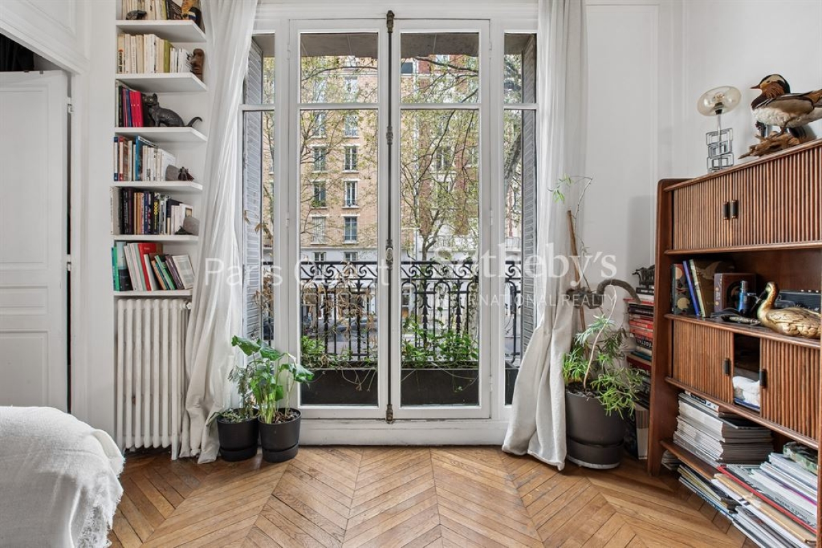 Luxury Apartment for sale in Paris 17ème, 1 050 000 €, Photo 3