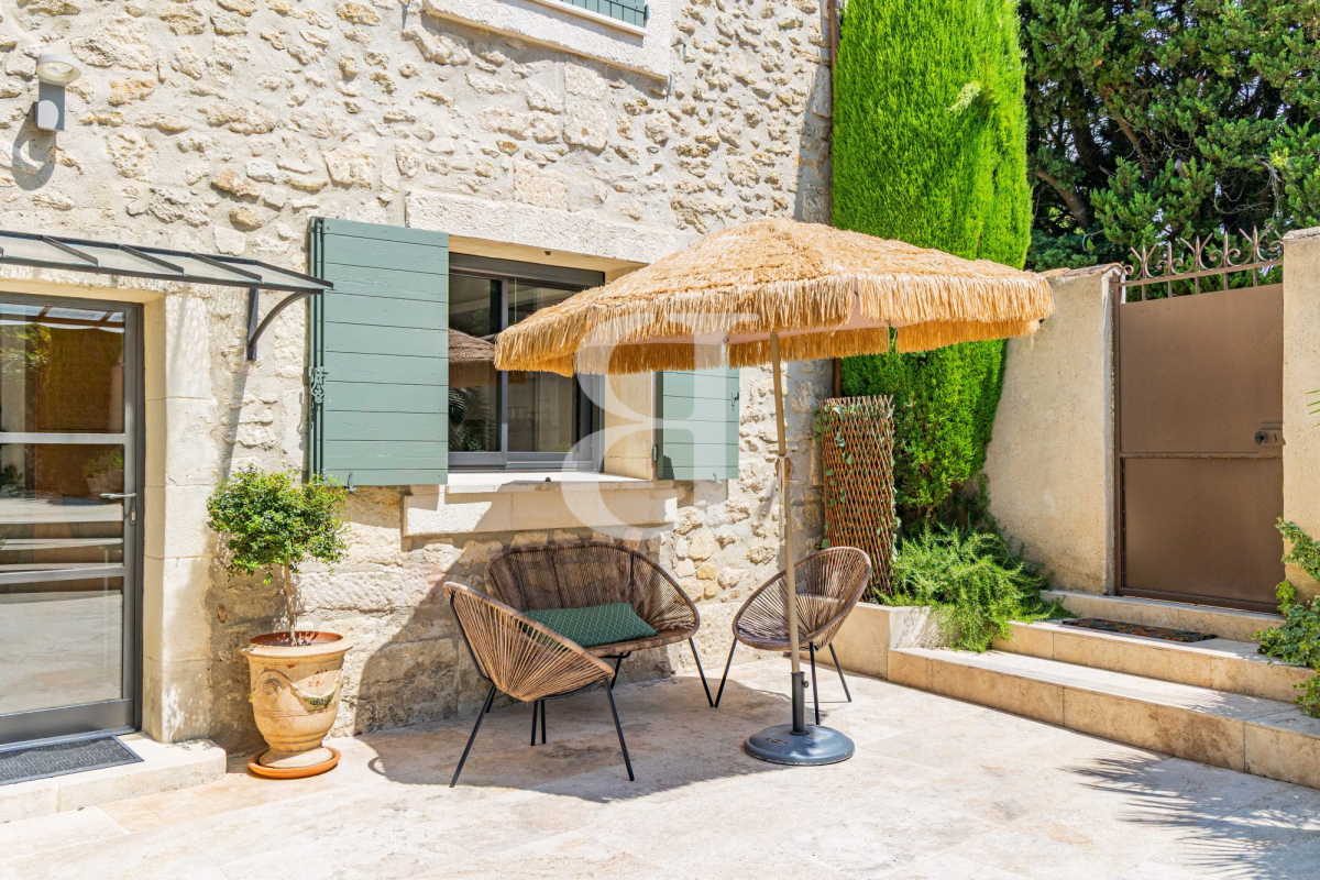 Maison de luxe à vendre à Saint-Rémy-de-Provence, 1 670 000 €, Photo 3