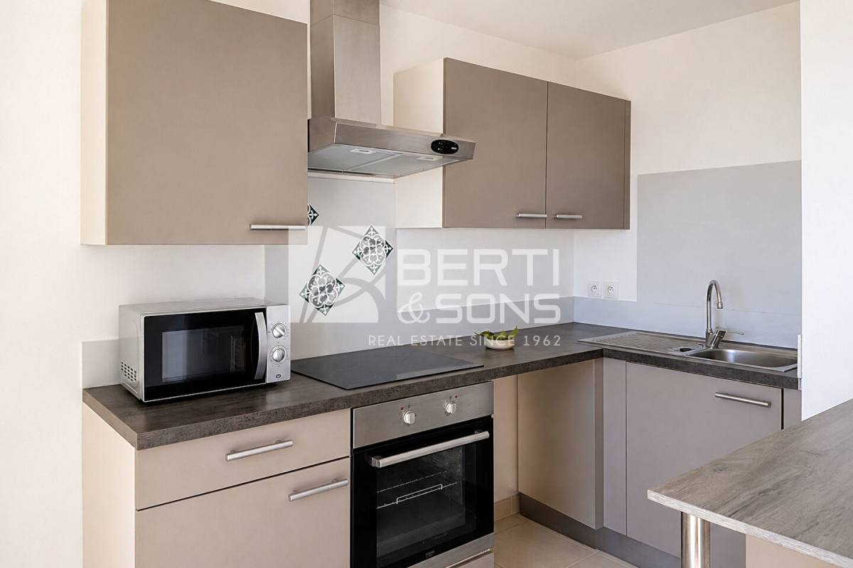 Appartement de luxe à vendre à Mandelieu-la-Napoule, 290 000 €, Photo 4