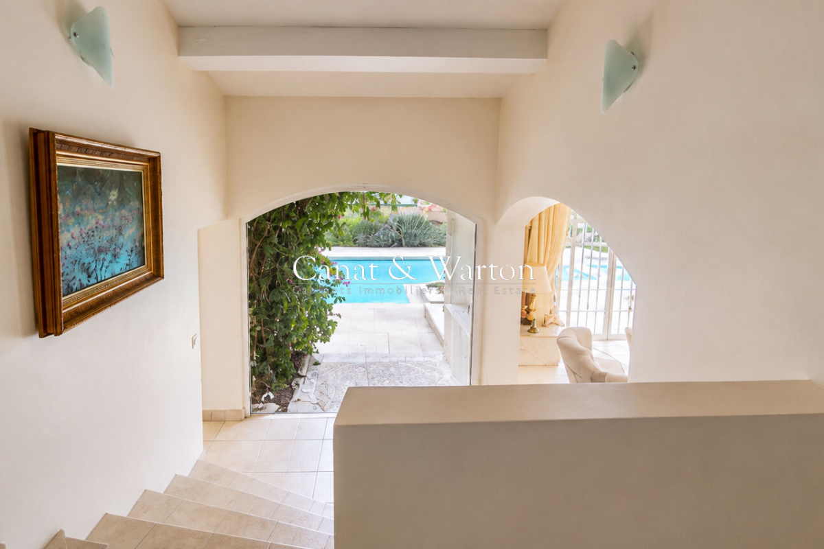 Maison de luxe à vendre à Saint-Raphaël, 1 370 000 €, Photo 6