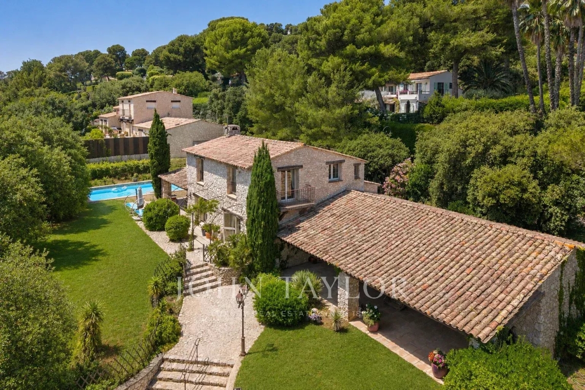 Luxury House for sale in La Colle-sur-Loup, 2 490 000 €, Photo 1