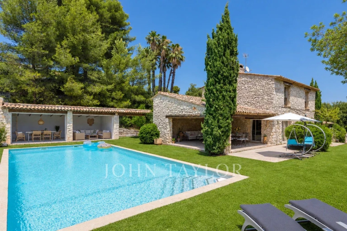 Luxury House for sale in La Colle-sur-Loup, 2 490 000 €, Photo 2