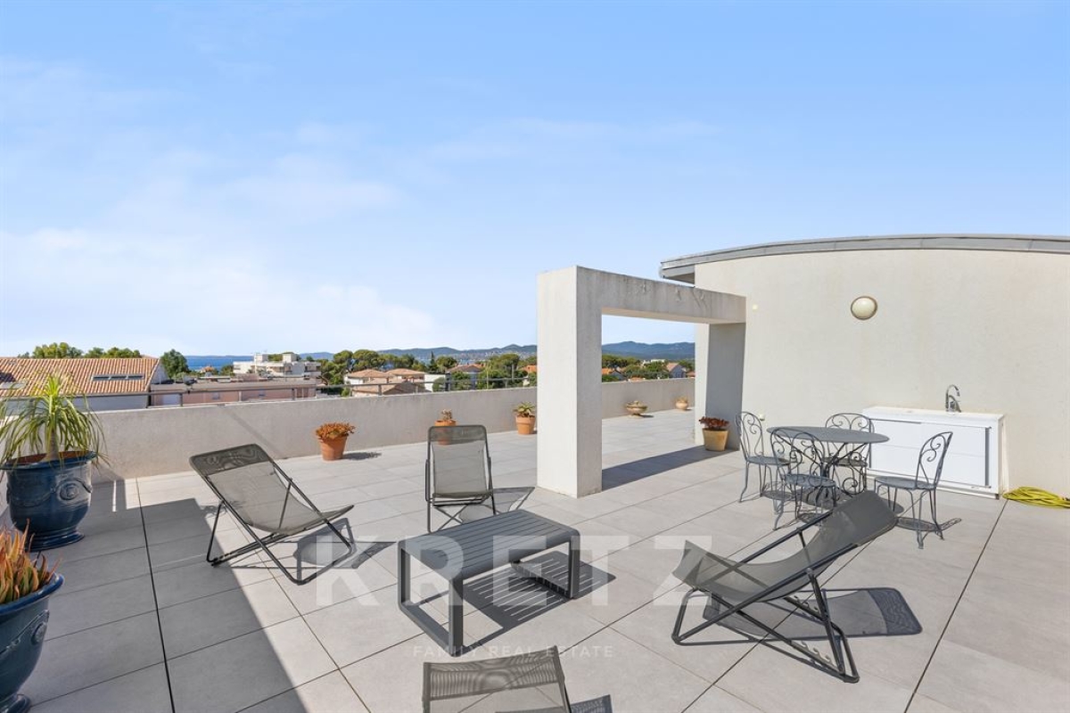 Appartement de luxe à vendre à Saint-Raphaël, 950 000 €, Photo 2