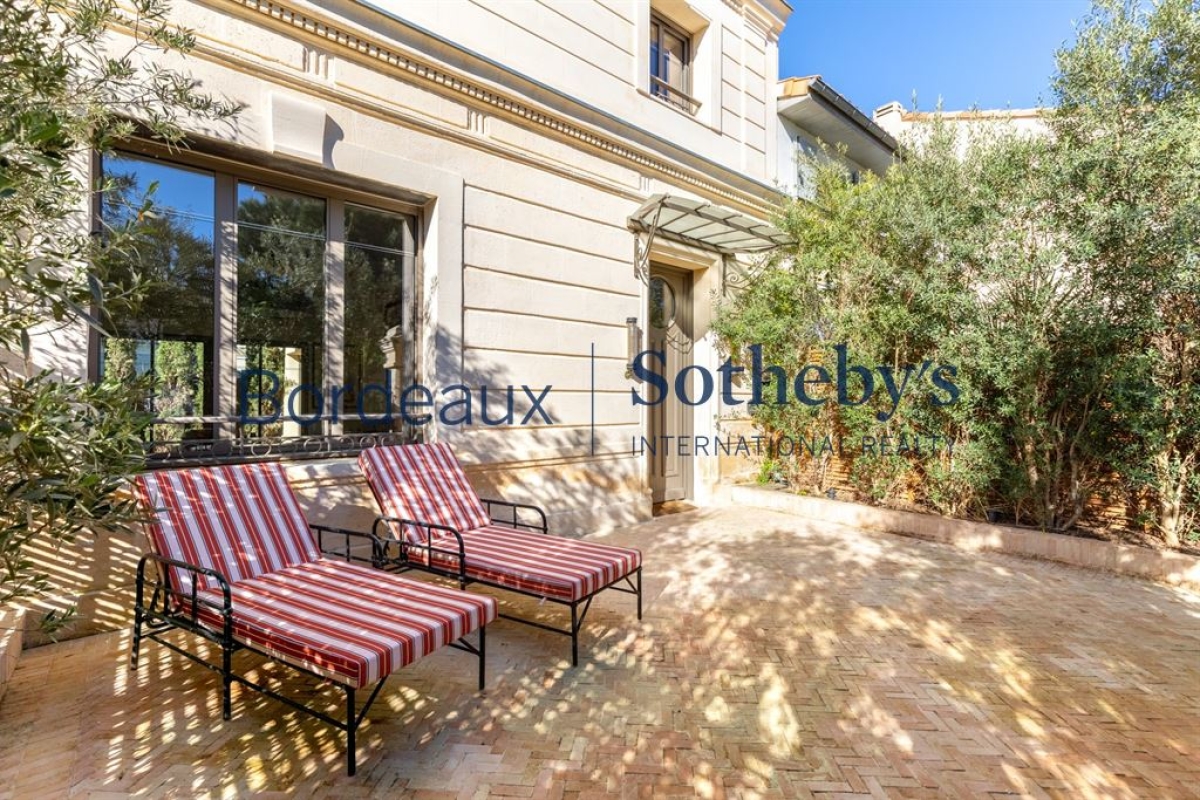 Maison de luxe à vendre à Le Bouscat, 993 000 €, Photo 3