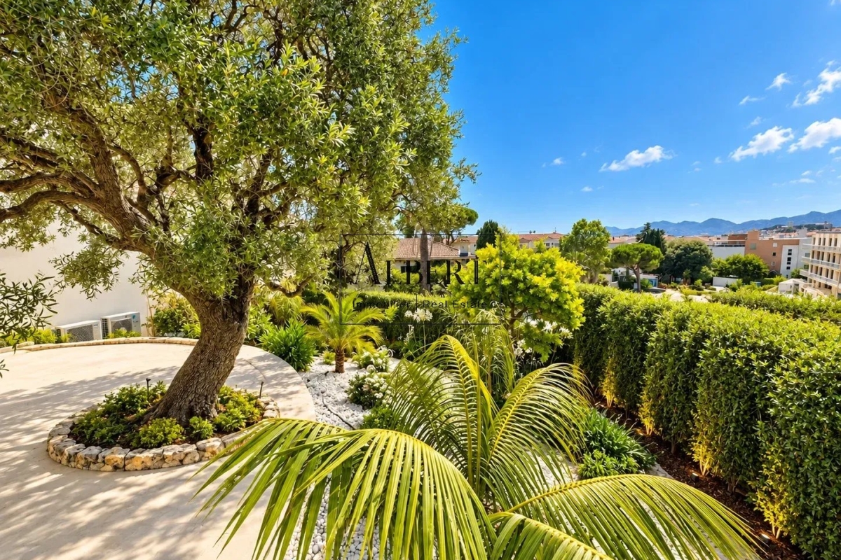 Appartement de luxe à vendre à Cannes, 1 350 000 €, Photo 3
