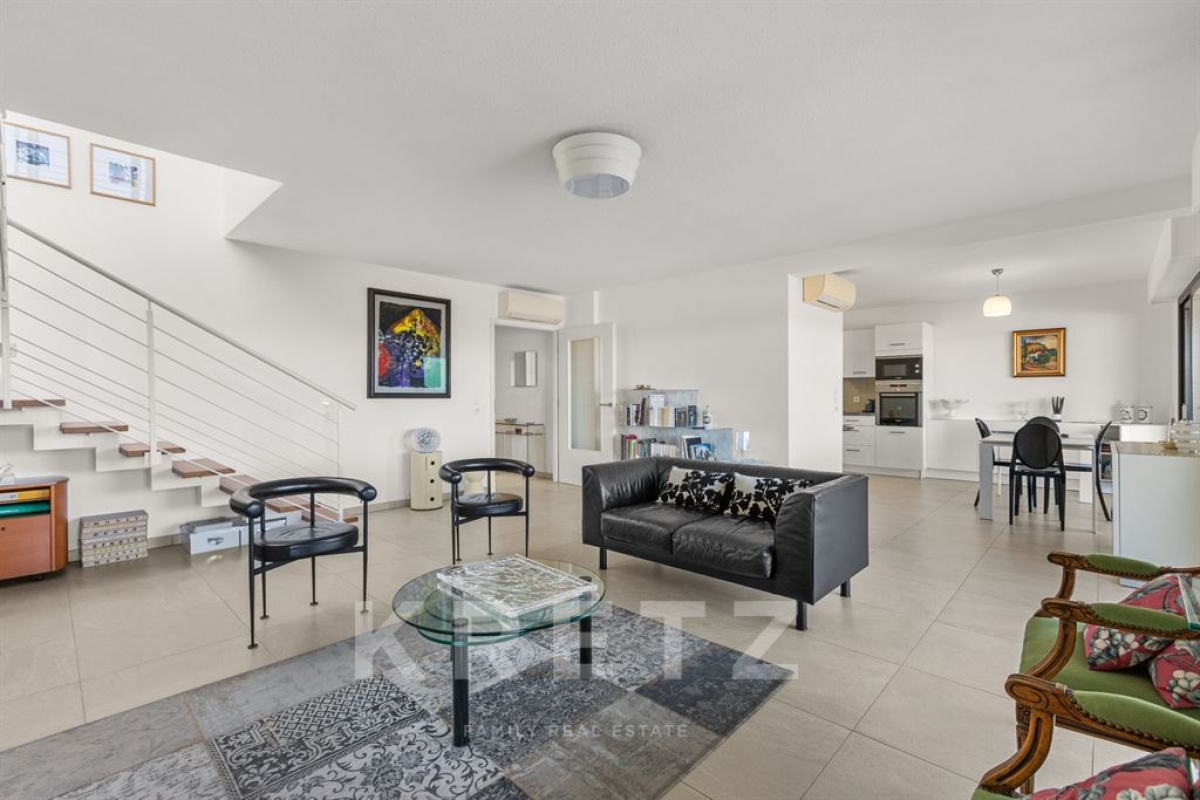 Appartement de luxe à vendre à Saint-Raphaël, 950 000 €, Photo 4
