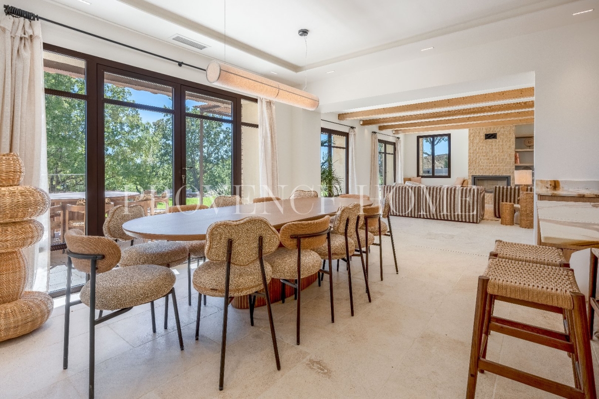 Luxury House for sale in Gordes, 2 550 000 €, Photo 4
