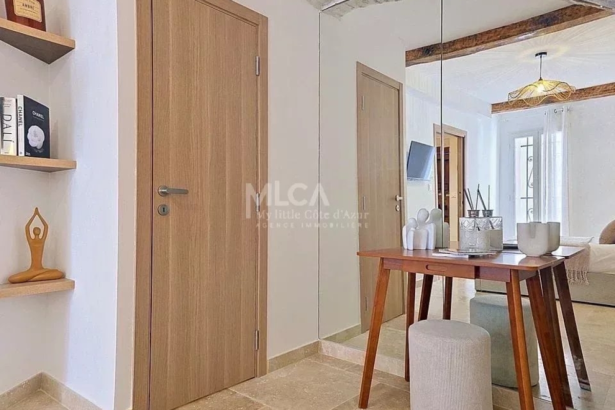 Maison de luxe à vendre à Antibes, 1 299 000 €, Photo 6